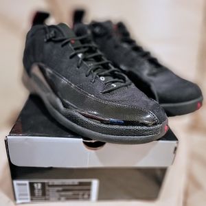 Jordan 12 Low 'Black Patent' size 12